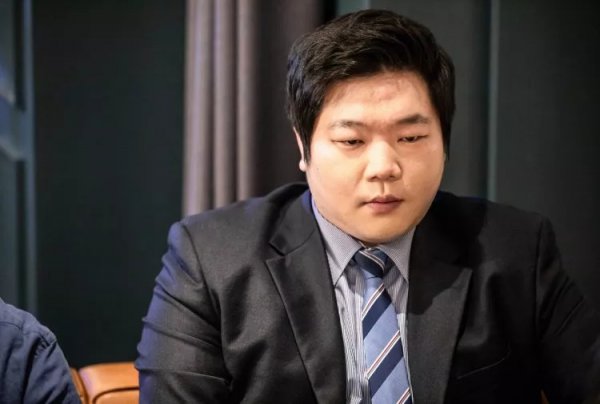 郑洁将继续 郑洁将继续