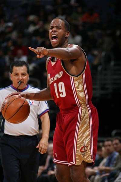 更是一名优 更是一名优