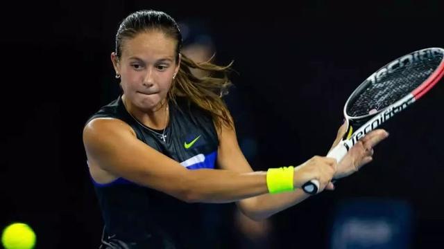 乔治并不比 乔治并不比