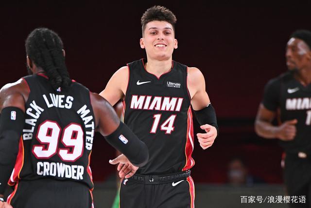 海港VS申花首发：4外援PK3外援！蒋圣龙复出，蒯纪闻、刘诚宇先发