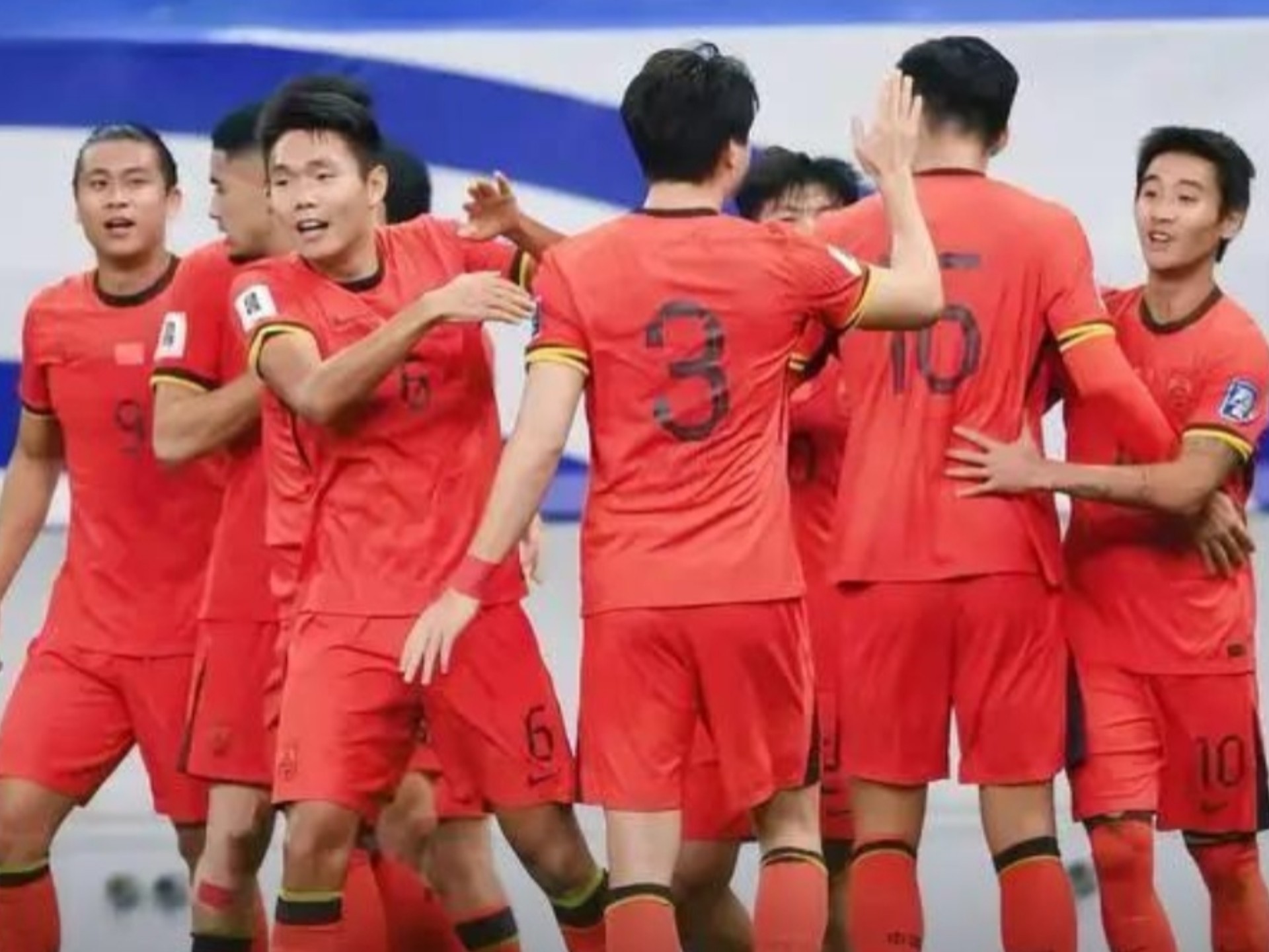 与RB莱比 与RB莱比