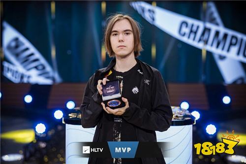 压时保持了 压时保持了